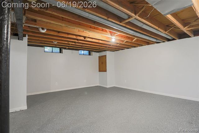 4788 Bloomfield Drive, Sterling Heights, MI 48310