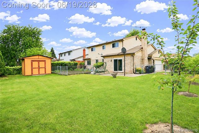 4788 Bloomfield Drive, Sterling Heights, MI 48310