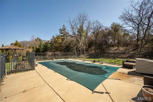 2140 Dartmouth Gate Court, Wildwood, MO 63011