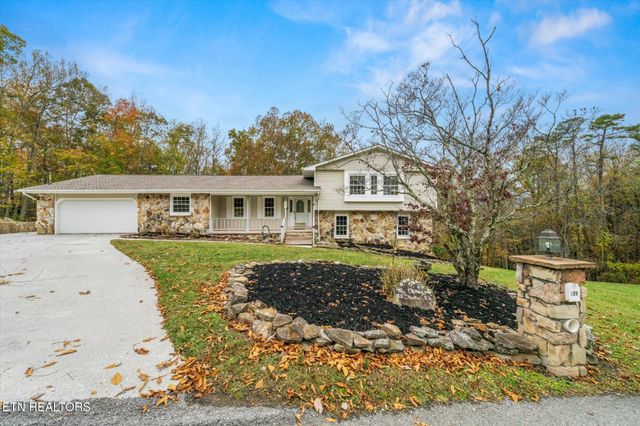 609 Stephens Rd, Rocky Top, TN 37769