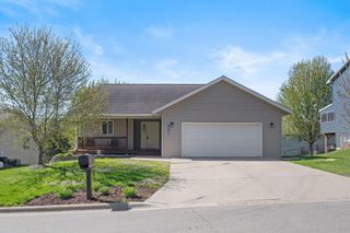 561 12th Street SW, Faribault, MN 55021