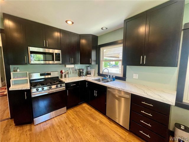 681 Mckinley Parkway, Buffalo, NY 14220