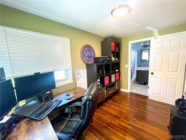 681 Mckinley Parkway, Buffalo, NY 14220