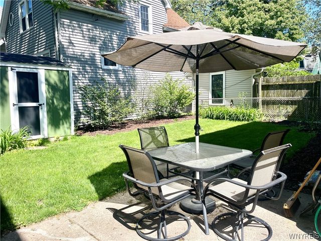 681 Mckinley Parkway, Buffalo, NY 14220