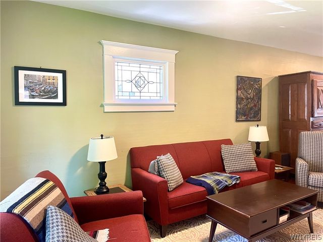 681 Mckinley Parkway, Buffalo, NY 14220