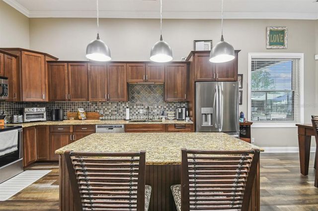 19315 LAKE PICKETT ROAD, Orlando, FL 32820