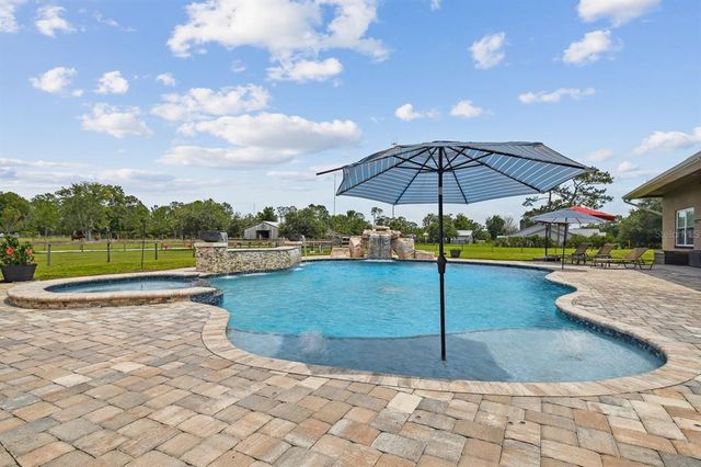 19315 LAKE PICKETT ROAD, Orlando, FL 32820