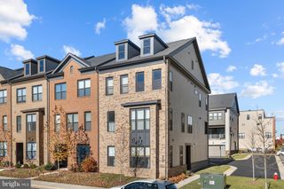 22962 SULLIVANS COVE SQ, Brambleton, VA 20148