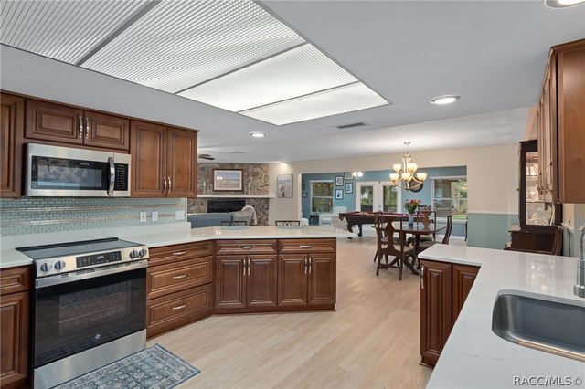 11678 W Timberlane Drive, Homosassa, FL 34448