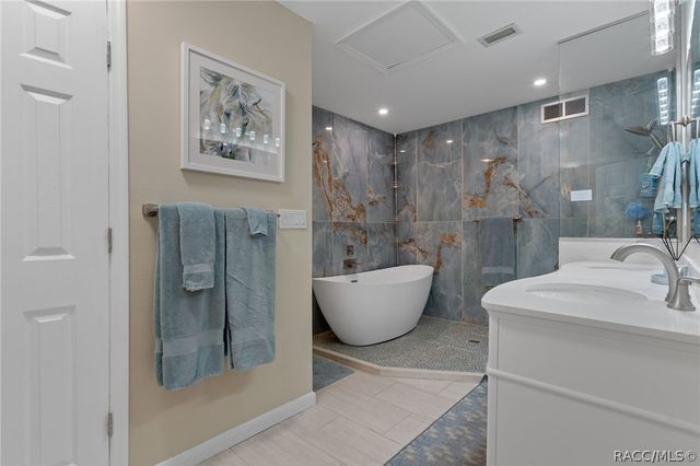 11678 W Timberlane Drive, Homosassa, FL 34448