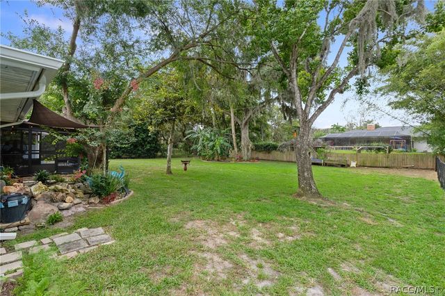 11678 W Timberlane Drive, Homosassa, FL 34448