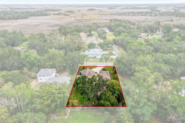 11678 W Timberlane Drive, Homosassa, FL 34448