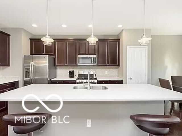 9042 Mercer Drive, Fishers, IN 46038