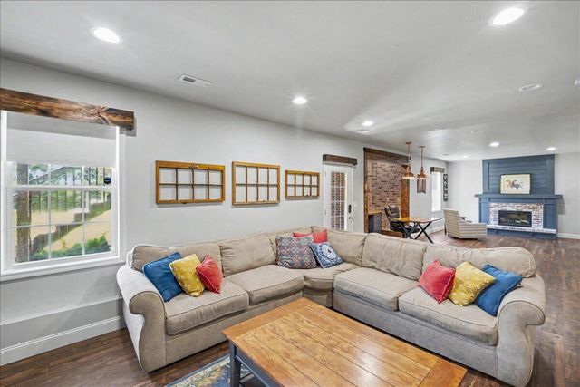 175 Inverness Drive, Georgetown, KY 40324