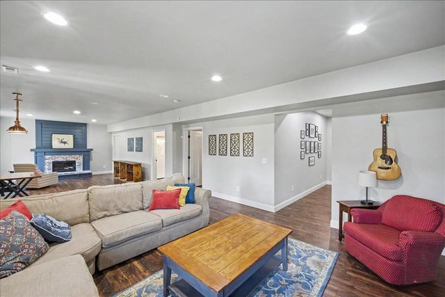 175 Inverness Drive, Georgetown, KY 40324