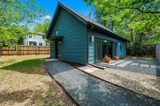 1808 Forest Hill Dr, Austin, TX 78745