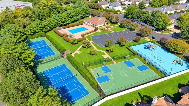 184 Cranberry Court, Melville, NY 11747