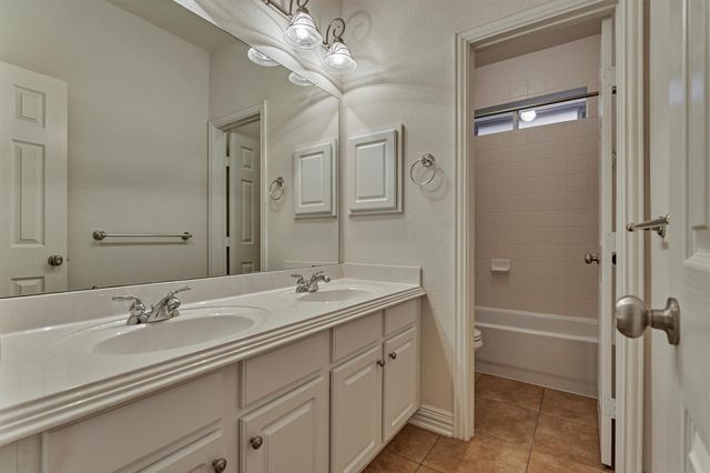 1608 Beau Rivage, Conroe, TX 77304