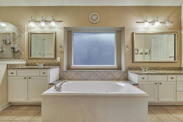 1608 Beau Rivage, Conroe, TX 77304