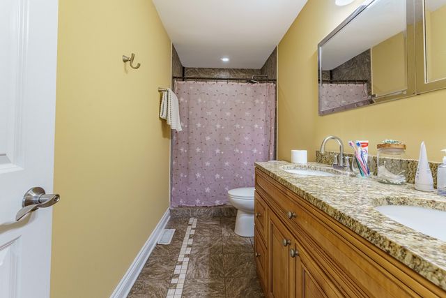 346 Eaton Avenue, Romeoville, IL 60446