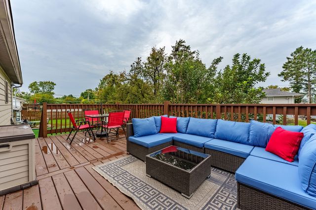 346 Eaton Avenue, Romeoville, IL 60446