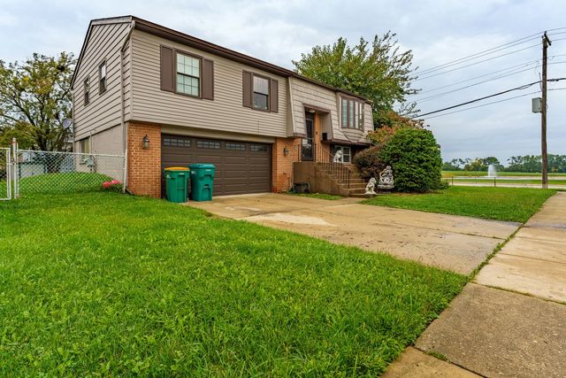 346 Eaton Avenue, Romeoville, IL 60446
