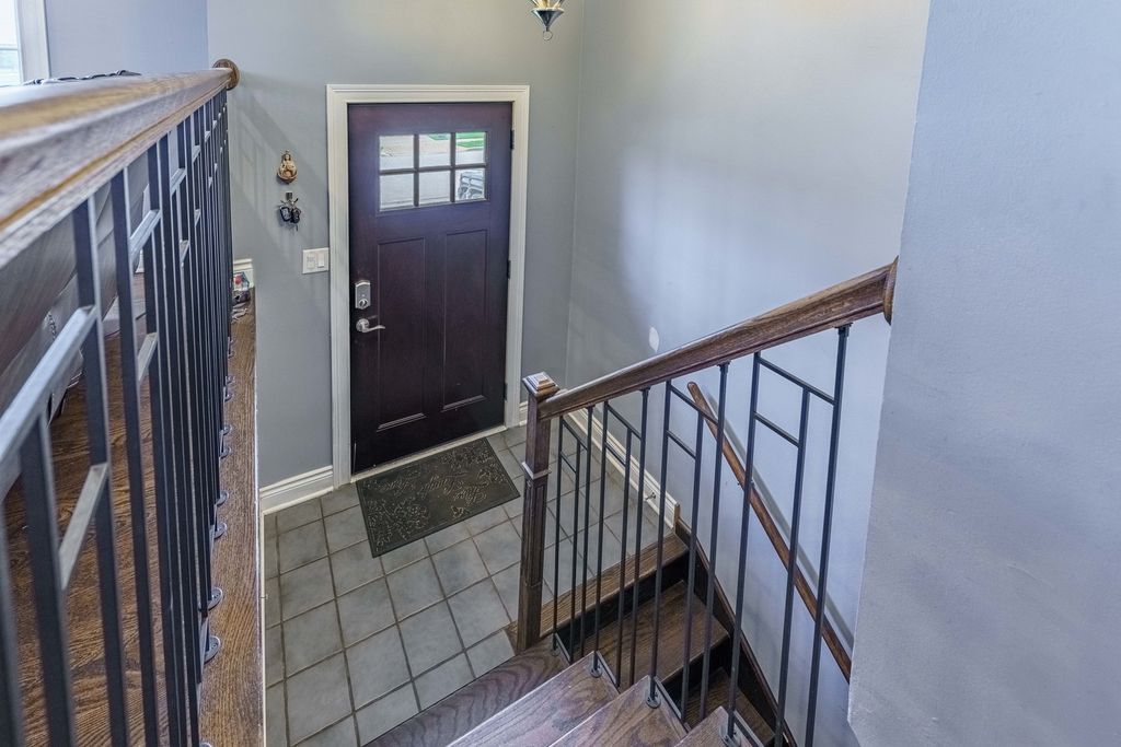 346 Eaton Avenue, Romeoville, IL 60446 — photo 2