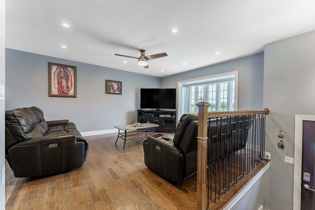 346 Eaton Avenue, Romeoville, IL 60446 — photo 3