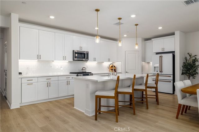 34316 Cyan Cove, Winchester, CA 92596
