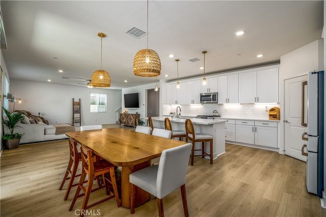34316 Cyan Cove, Winchester, CA 92596