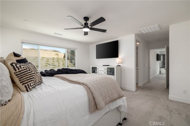 34316 Cyan Cove, Winchester, CA 92596