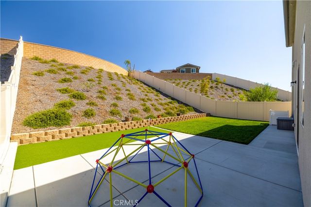 34316 Cyan Cove, Winchester, CA 92596