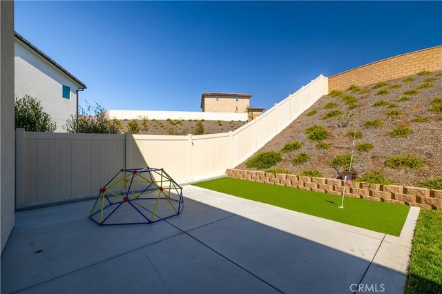 34316 Cyan Cove, Winchester, CA 92596