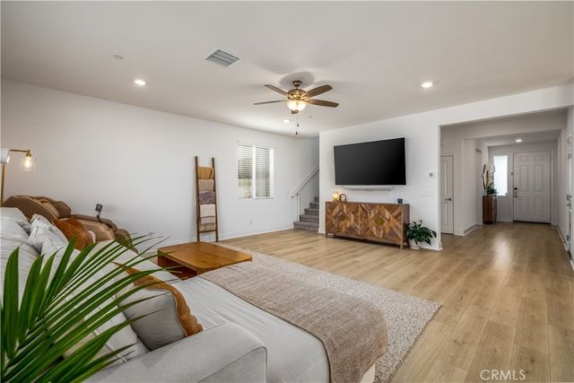 34316 Cyan Cove, Winchester, CA 92596