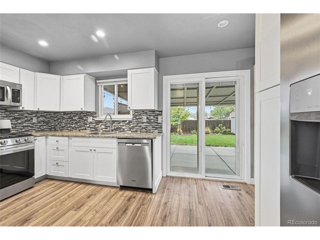 8682 W Stanford Ave, Littleton, CO 80123