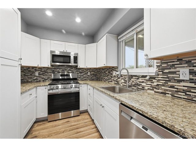 8682 W Stanford Ave, Littleton, CO 80123