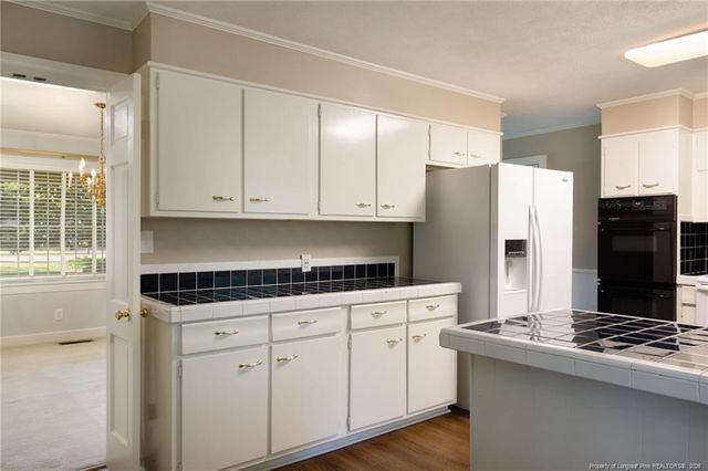 209 W Prospect Avenue, Raeford, NC 28376