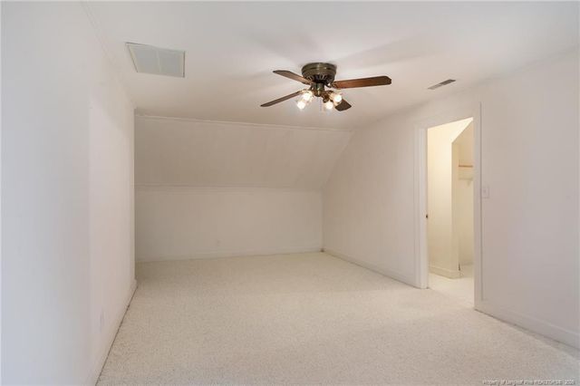 209 W Prospect Avenue, Raeford, NC 28376