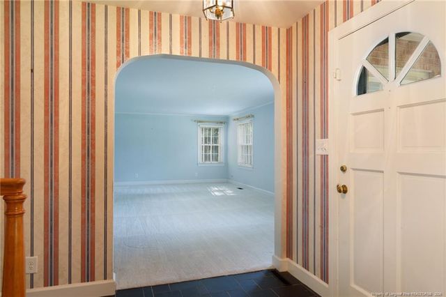 209 W Prospect Avenue, Raeford, NC 28376