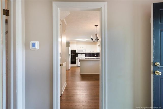 209 W Prospect Avenue, Raeford, NC 28376