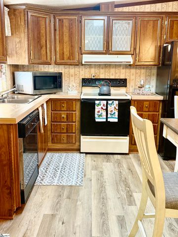 1549 Greenfield Road, Westminster, SC 29693