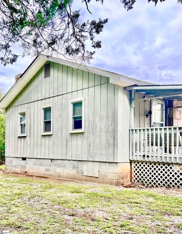 1549 Greenfield Road, Westminster, SC 29693