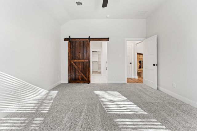 103 Maverick Lane, Pilot Point, TX 76258