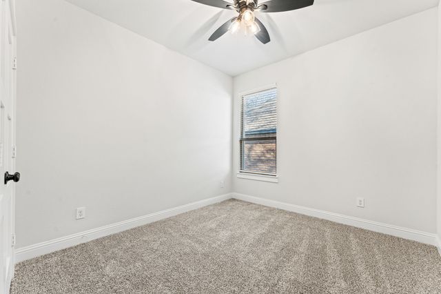103 Maverick Lane, Pilot Point, TX 76258