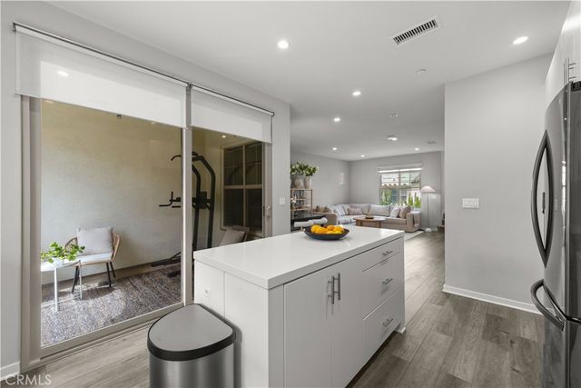182 Elkhorn, Irvine, CA 92618