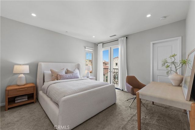 182 Elkhorn, Irvine, CA 92618