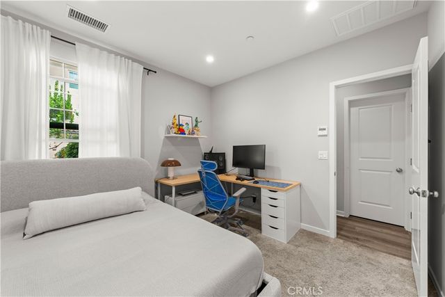 182 Elkhorn, Irvine, CA 92618