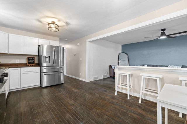 36 N Monica DRIVE, Elkhorn, WI 53121