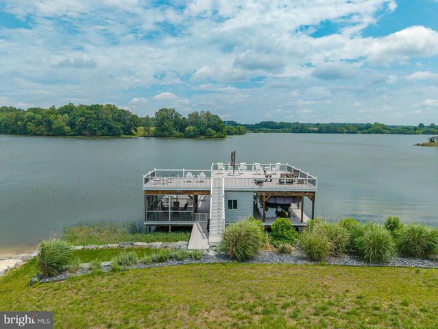 214 STONEWALL CT, Mineral, VA 23117