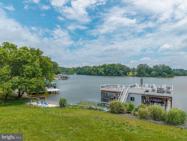214 STONEWALL CT, Mineral, VA 23117